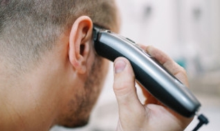 Les bons gestes pour se raser le crâne efficacement