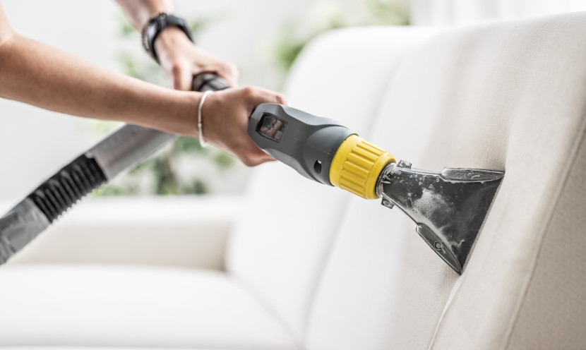 Comment nettoyer et redonner de l’éclat à son canapé ? 
